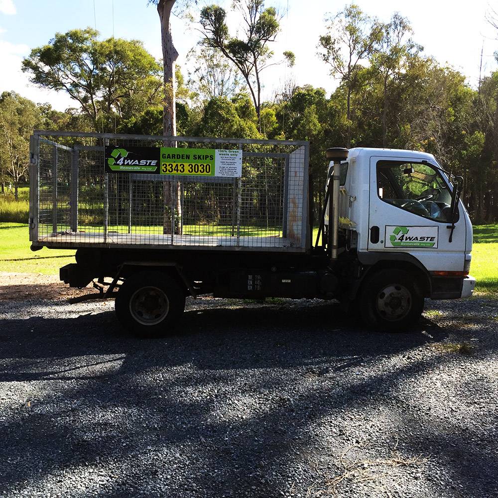 Brisbane's cheapest skip bins